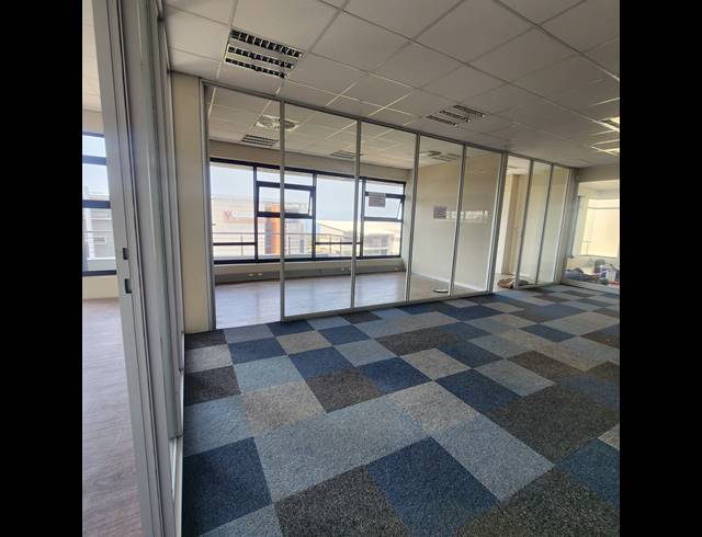 367M² OFFICE TO LET IN UMHLANGA RIDGE